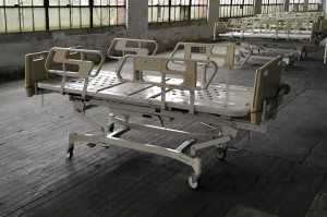 1 Advance Series Hospital bed for Sale
